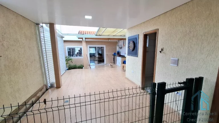 Imagem Casa 03 quartos c/suíte, área de lazer, churrasqueira, 04 vagas no Bairro Alto em Curitiba PR