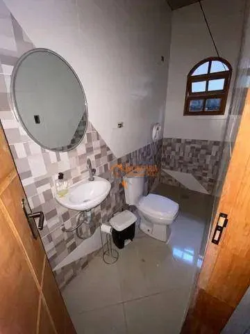 Imagem Sobrado com 3 dormitórios à venda, 380 m² por R$ 638.000,00 - Vila Rio de Janeiro - Guarulhos/SP