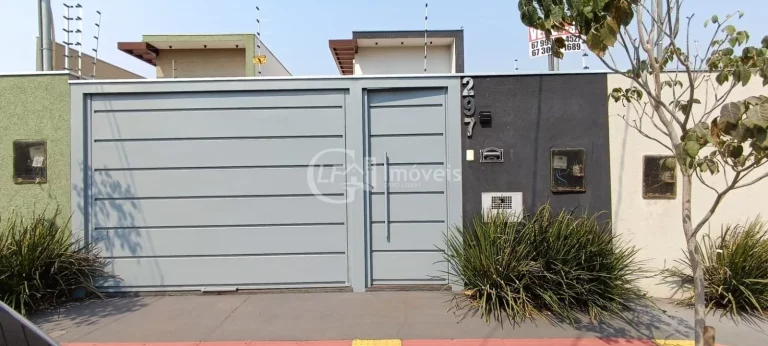 Imagem Casa à venda em Campo Grande-MS, bairro Santo Antônio: 3 quartos, 1 suíte, 4 banheiros, 3 vagas, 122m². Aproveite!