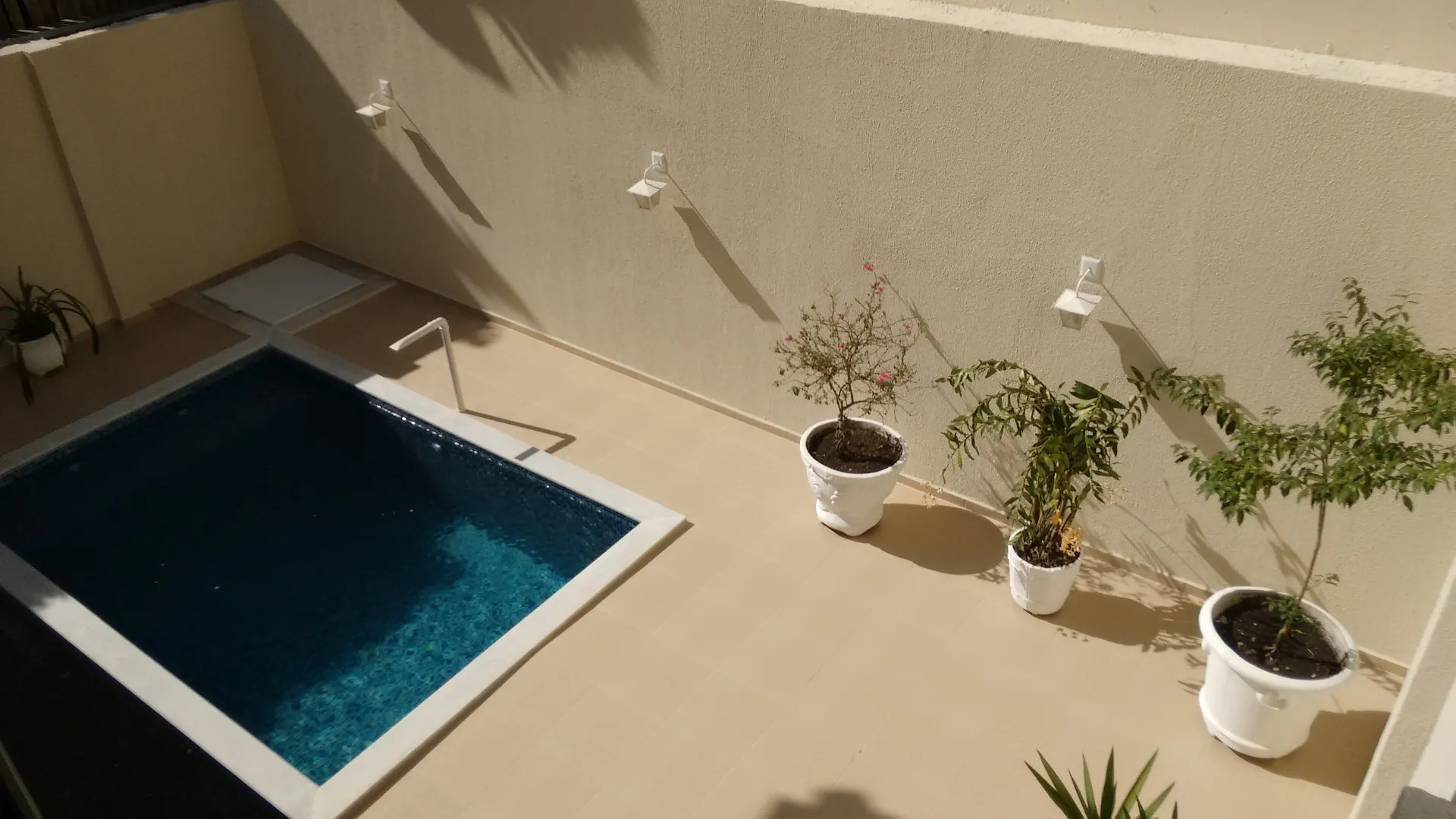 Imagem Casa de alto padrão à venda ou locação no Villa dos Inglezes, Sorocaba, com 3 suítes, piscina, 265 m² e terreno de 260 m²