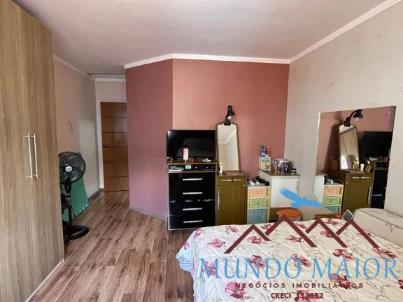 Imagem Sobrado Impecável com 4 Vagas e Acabamento de Primeira!