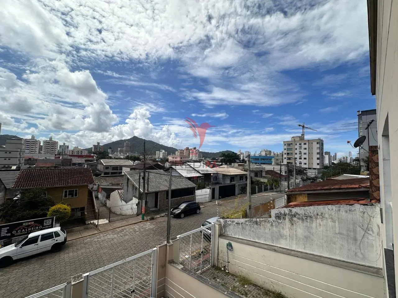 Imagem Sobrado Moderno no Tabuleiro: Conforto e Localização Privilegiada em Camboriú