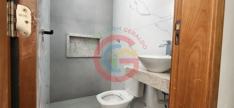 Imagem Sobrado Novo 4 suítes. 5 Vagas. C/ Piscina. Parque Anhanguera.