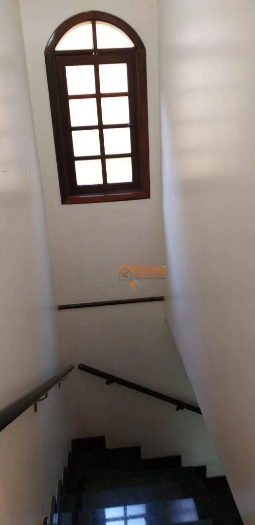 Imagem Casa com 3 dormitórios à venda, 220 m² por R$ 650.000,00 - Parque Continental II - Guarulhos/SP