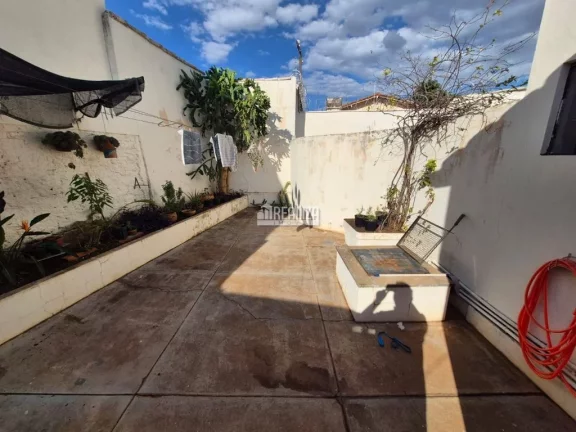 Imagem Casa à venda no Bairro Nossa Senhora da Abadia, Uberaba