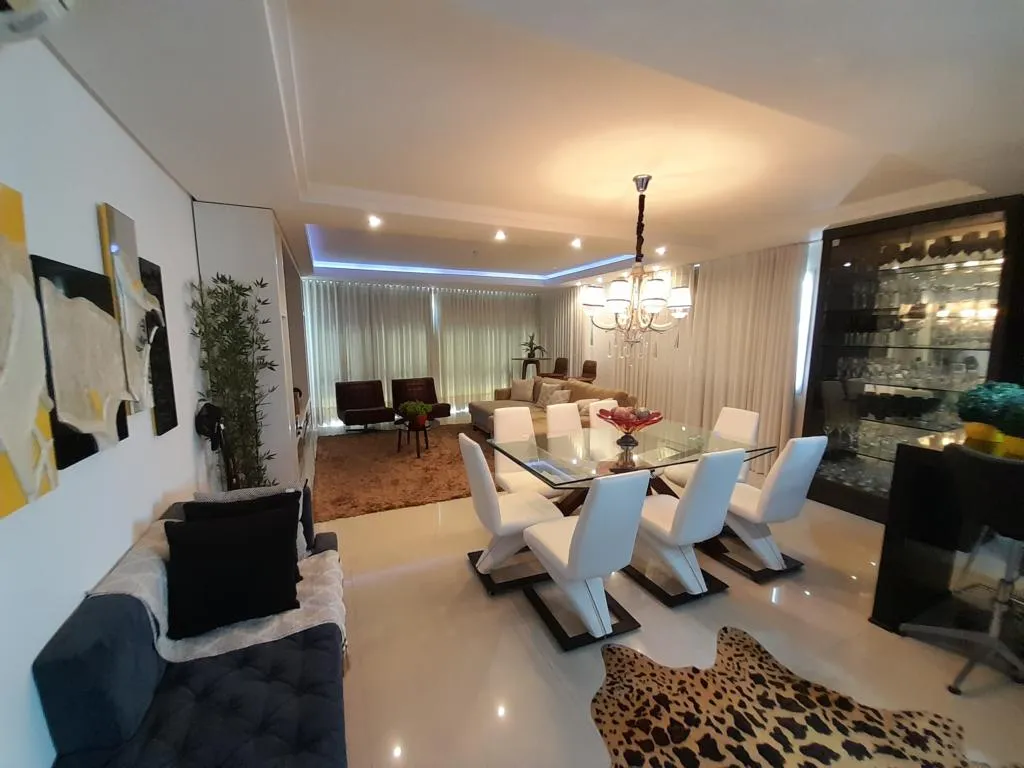 Imagem Apartamento 4 Dormitórios - Bairro Zona Nova