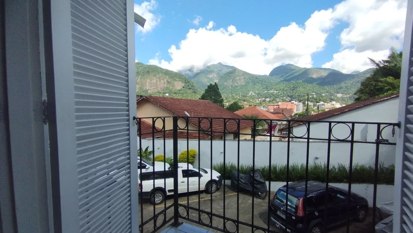 Imagem Casa em Condomínio para Venda em Teresópolis / RJ no bairro Caxanga