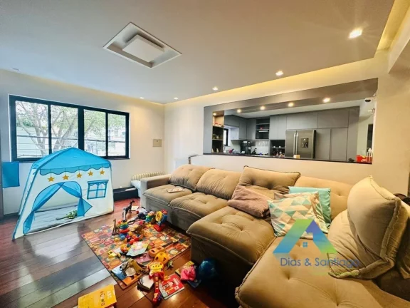 Foto do imóvel Casa Sobrado com 5 Dormitórios e 3 Vagas em Vila da Saúde