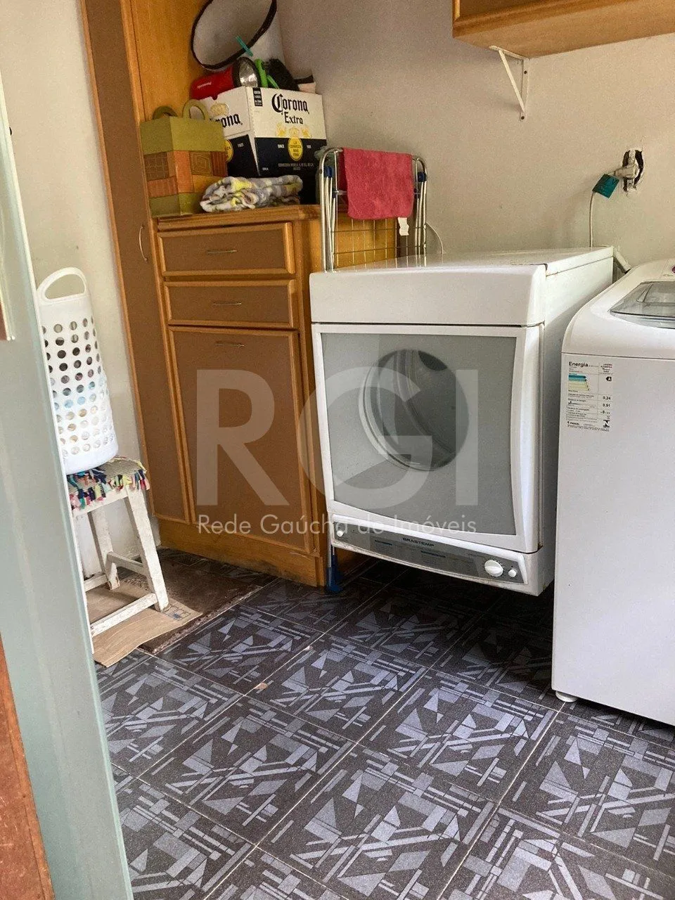 Imagem Casa 3 dormitórios à venda Santo Antônio Porto Alegre/RS