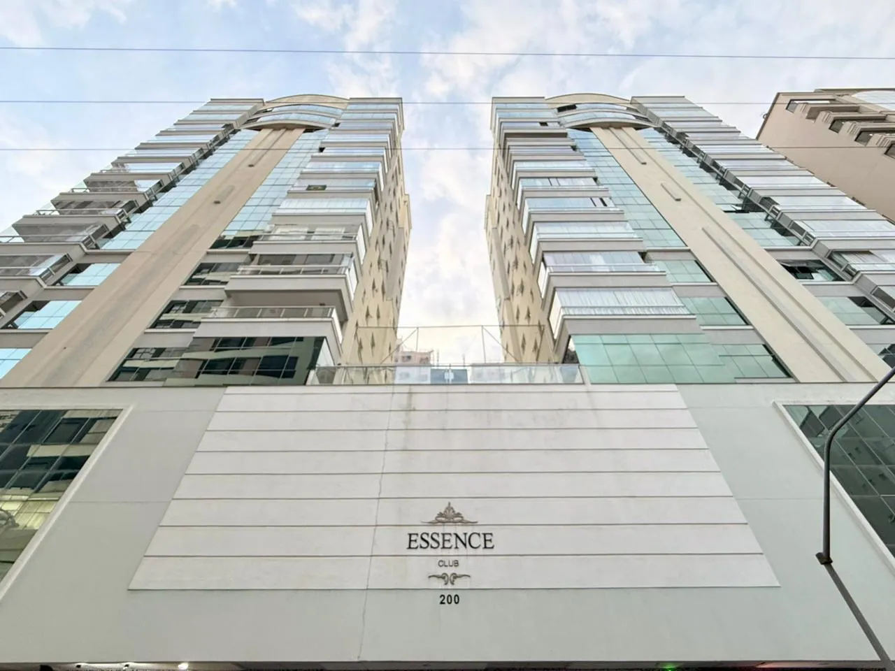 Foto do imóvel Apartamento à venda com 121m2 por R$ 2.862.000,00