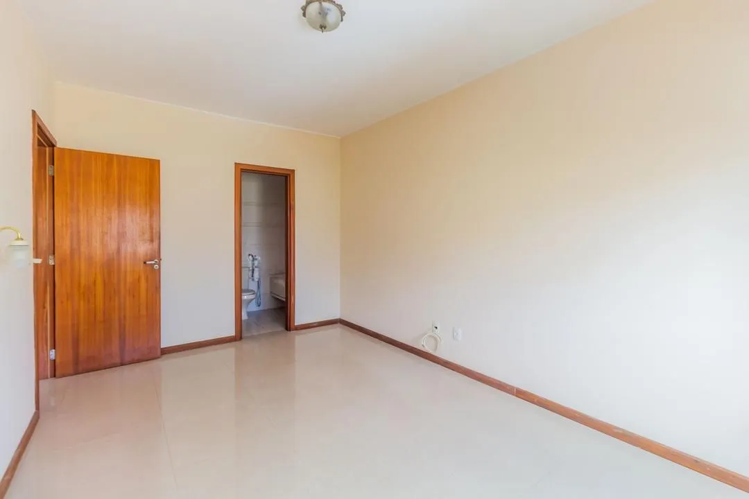 Imagem Apartamento 2 dormitorios à venda Avenida Andaraí, Passo da Areia - Porto Alegre