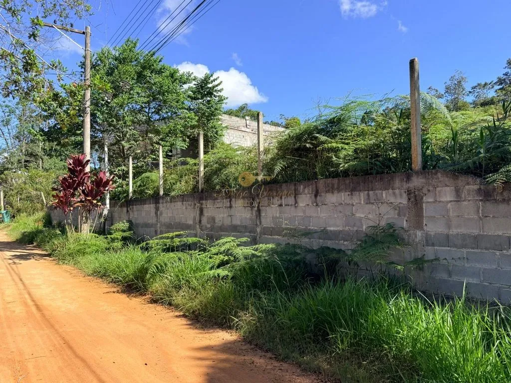 Imagem Casa em Condomínio para Venda em Teresópolis / RJ no bairro Albuquerque