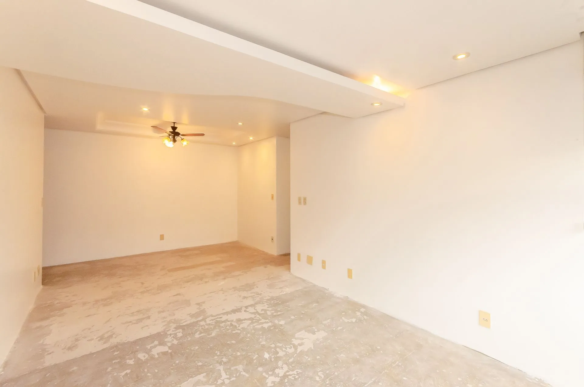 Imagem Edifício Luciana - Apartamento a venda com 2 dormitórios no Bairro Petrópolis