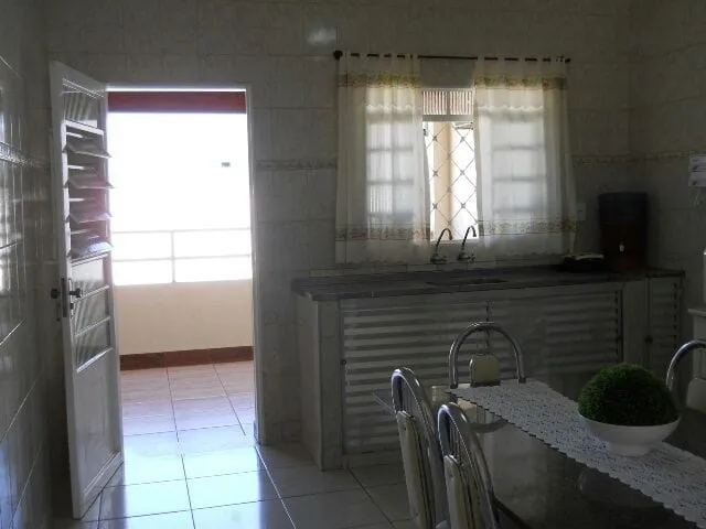 Imagem Casa à venda 4 Quartos, 400M², Jardim Indepedência, Guaratinguetá - SP