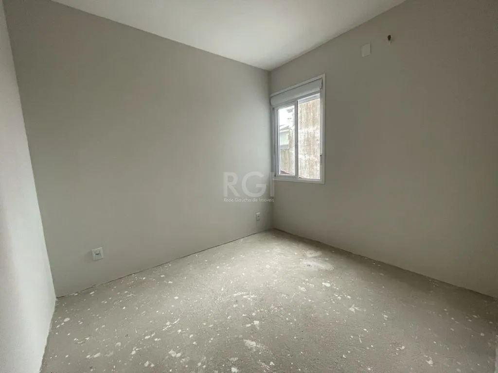 Imagem Casa 3 dormitórios, sendo 1 suites, 2 vagas - Guarujá, Porto Alegre RS