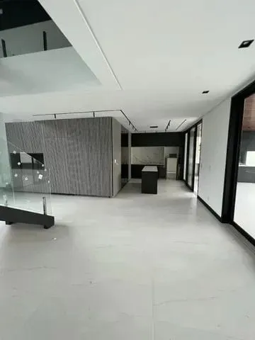 Imagem Casa à venda 4 Quartos, 4 Suites, 3 Vagas, 700M², Urbanova, São José dos Campos - SP | Condominio Reserva do Paratehy