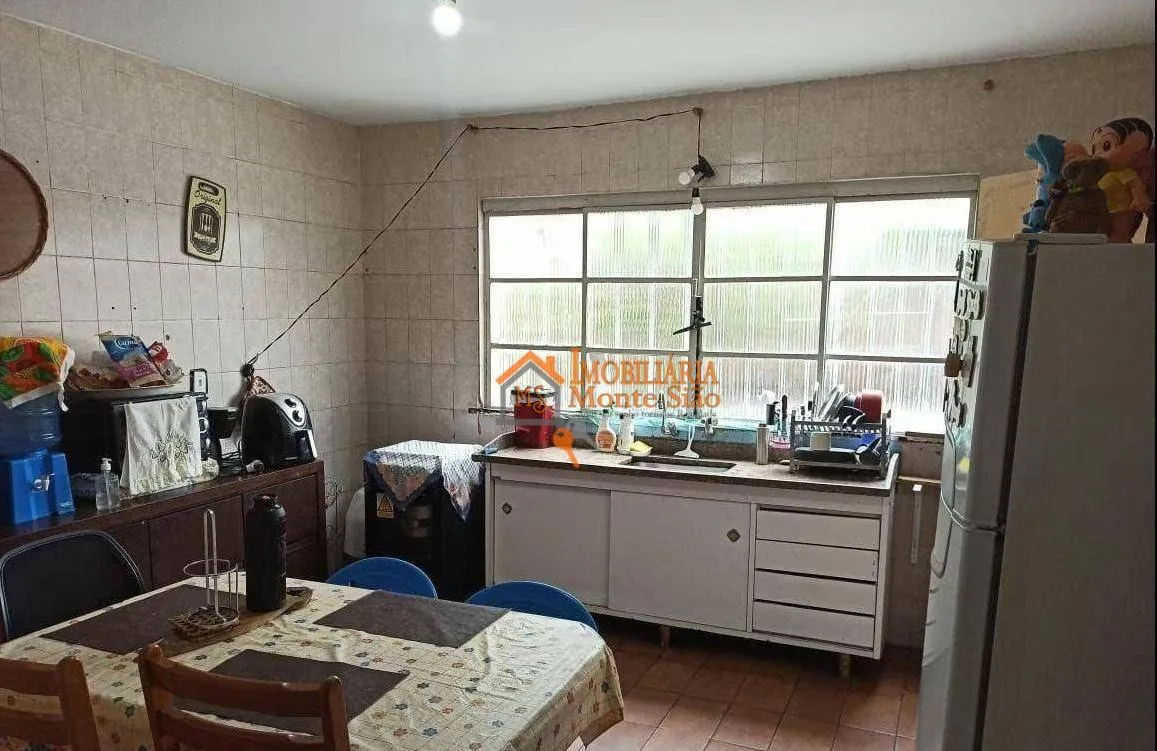 Imagem Casa com 3 dormitórios à venda, 212 m² por R$ 850.000,00 - Cidade Serodio - Guarulhos/SP