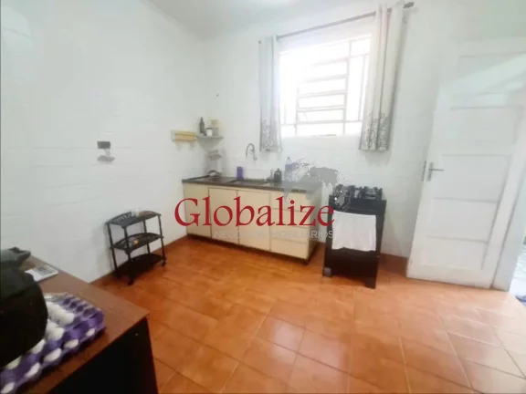 Imagem Casa com 78m², 2 quartos, 2 banheiros, quintal por R$320.000,00 na Vila Mathias em Santos