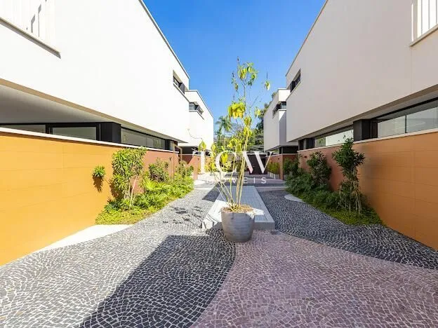 Imagem Casa à venda no bairro Jardim Cordeiro - São Paulo/SP, Zona Sul