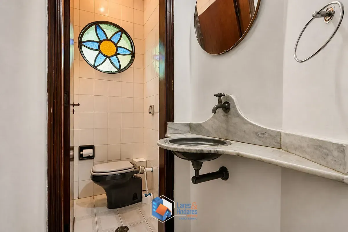Imagem Casa para venda em Vila Madalena com 3 quartos, sendo 1 suíte, 137m²