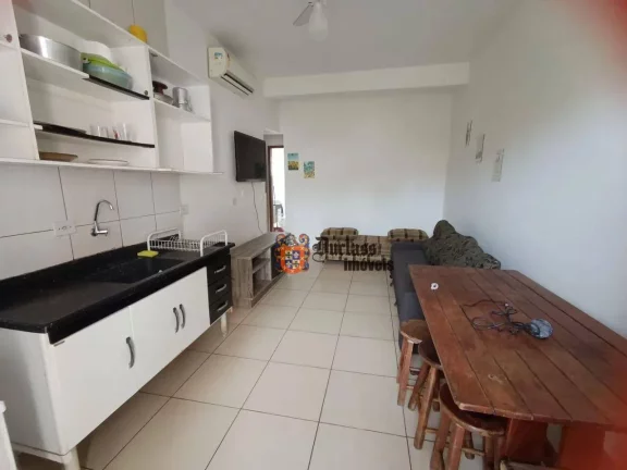 Imagem Sobrado com 2 dormitórios à venda, 82 m² por R$ 450.000 - Praia das Toninhas - Ubatuba/SP