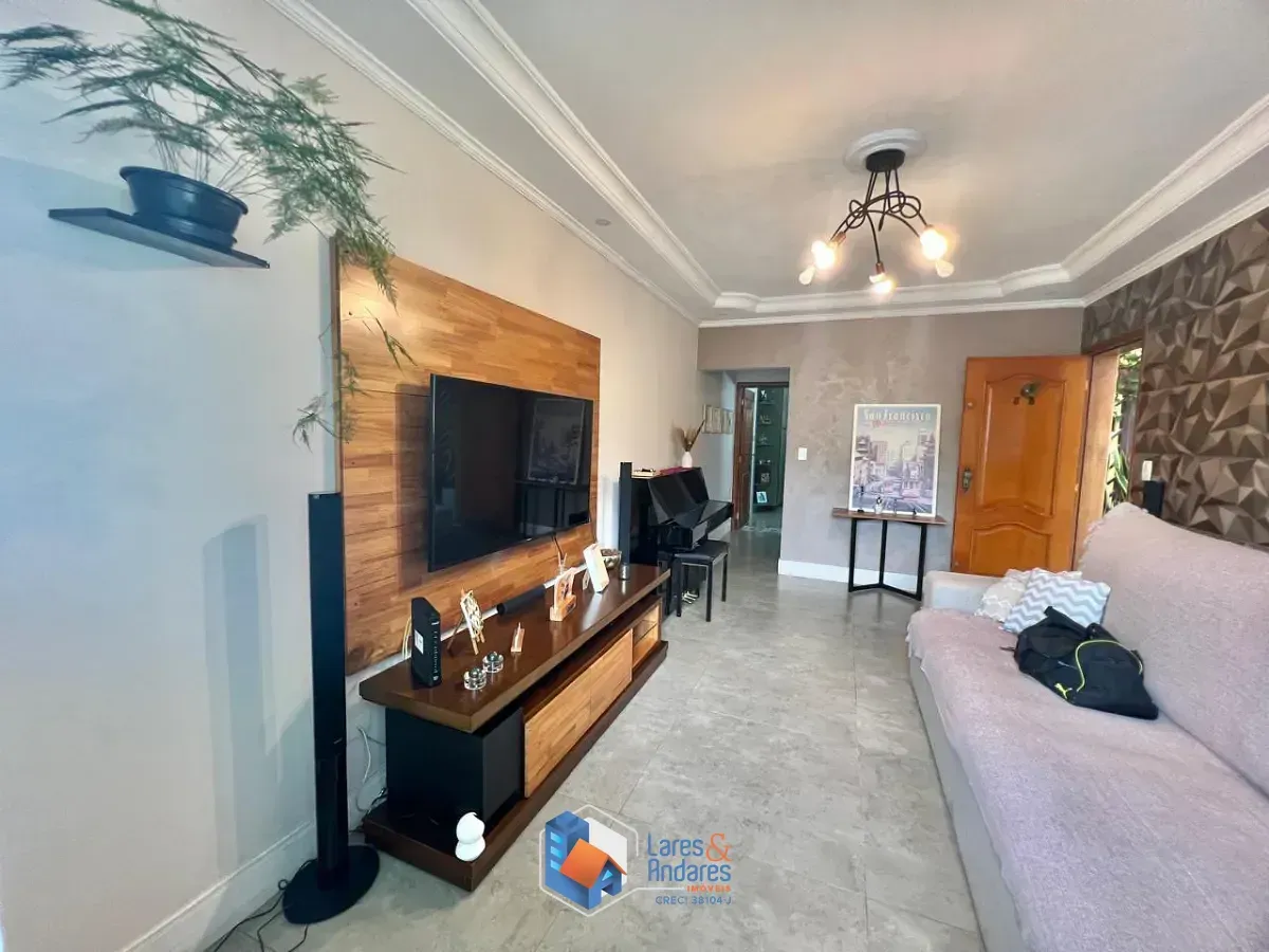 Imagem Sobrado para venda em Vila Guedes com 3 quartos, sendo 1 suíte, 164m²