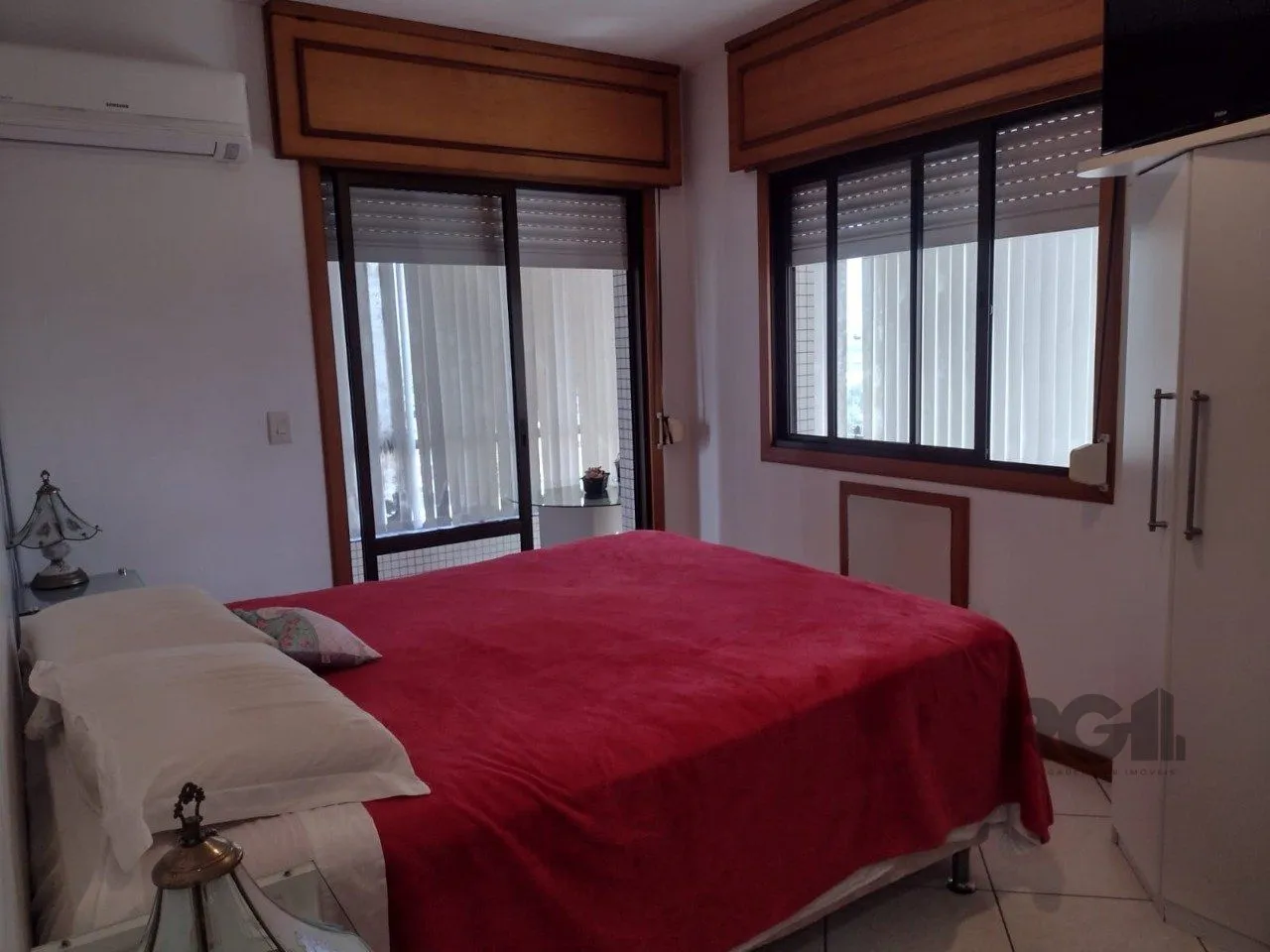 Imagem Apartamento mobiliado, 3 dormitórios, 2 suítes, 2 vagas, Bairro Vila Eunice