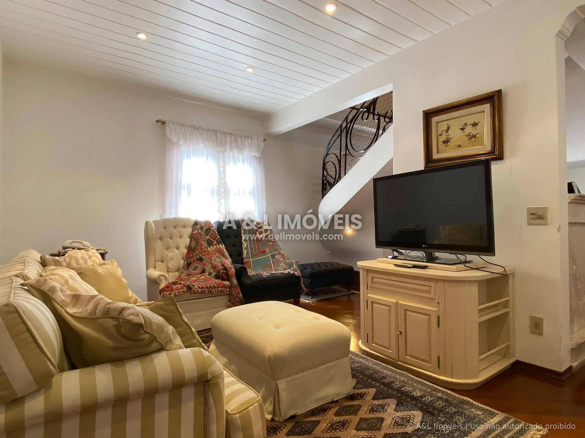Imagem Apartamento Duplex Capivari | 326 m², 5 Suítes e SPA - Campos do Jordão