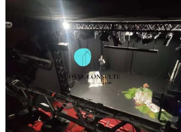 Imagem TEATRO NOVO EQUIPAMENTO DE PONTA OTIMA LOCALIZAÇÃO 100 LUGARES