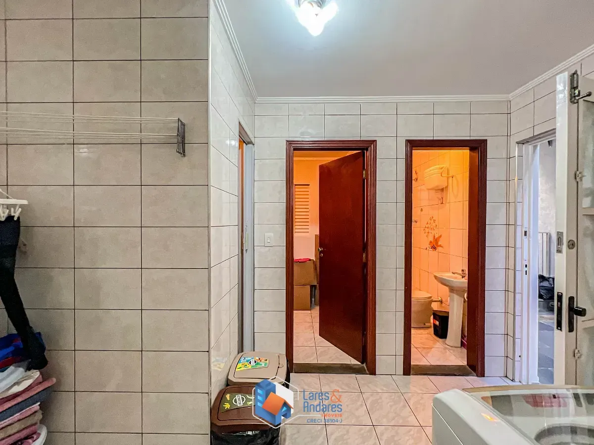 Imagem Sobrado para venda em Vila Mazzei com 3 quartos, sendo 1 suíte, 195m²