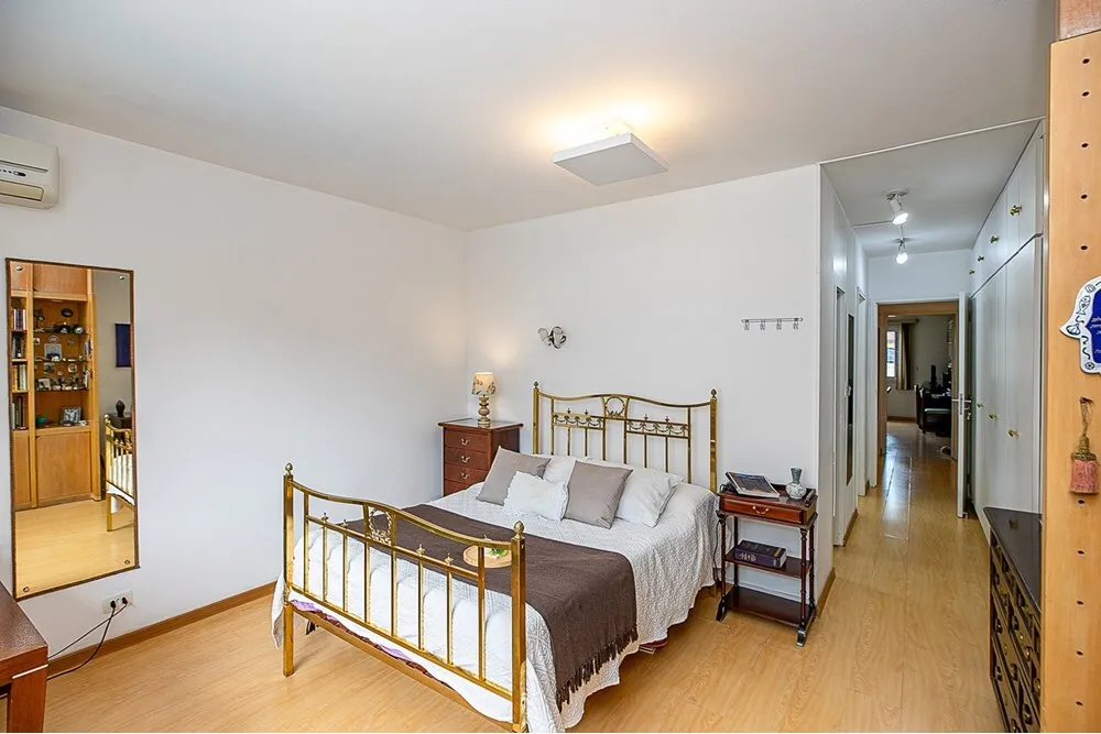 Imagem Casa à venda em São Paulo, Brooklin Paulista, com 4 quartos, 471m2