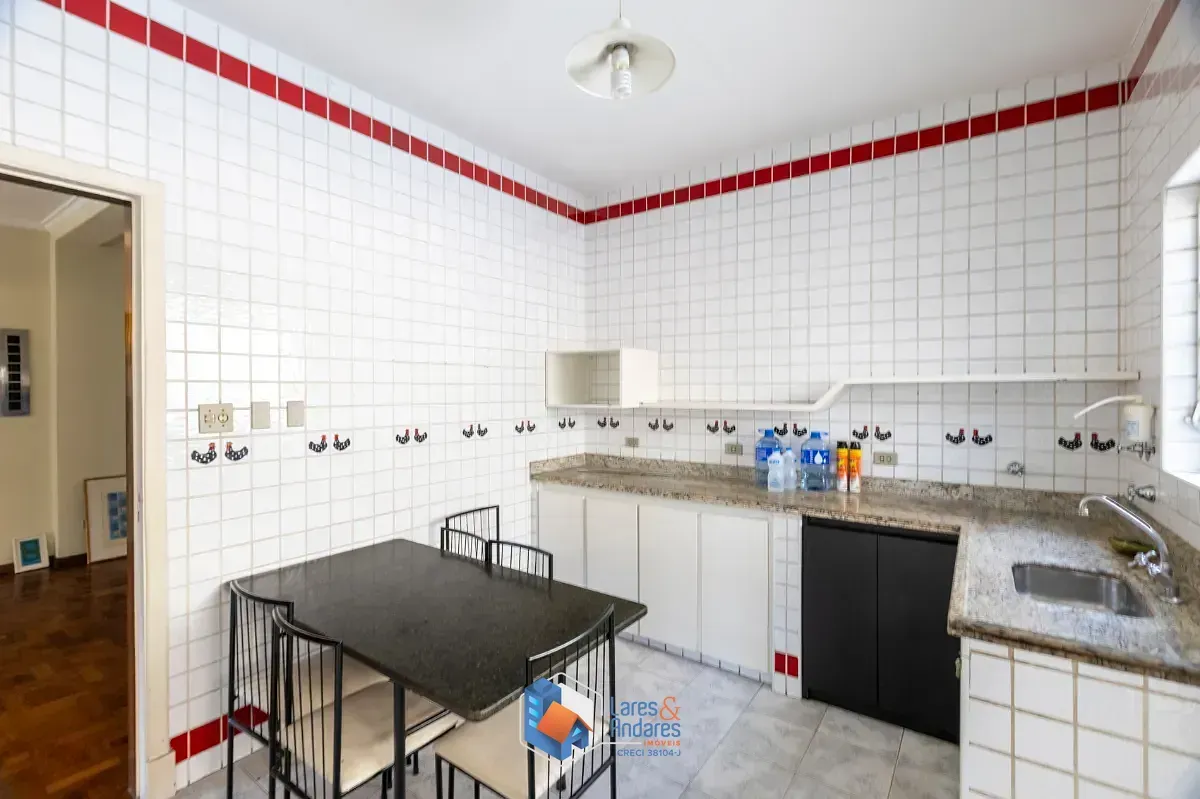 Imagem Casa para venda em Lapa com 3 quartos, sendo 1 suíte, 377m²