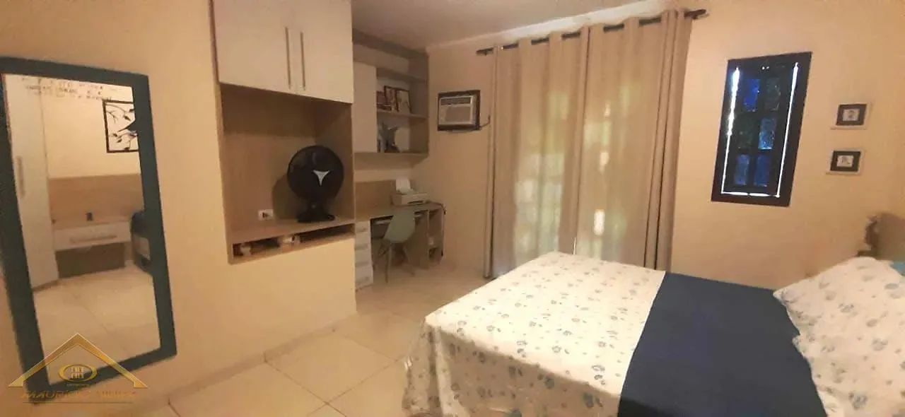 Imagem Casa em Condomínio para Venda em Cabo Frio / RJ no bairro Palmeiras