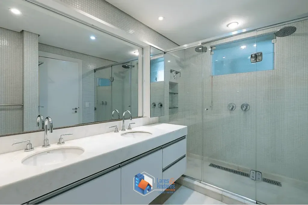 Imagem Apartamento à venda 3 Quartos 2 Suites 3 Vagas 241M² Cerqueira César São Paulo - SP