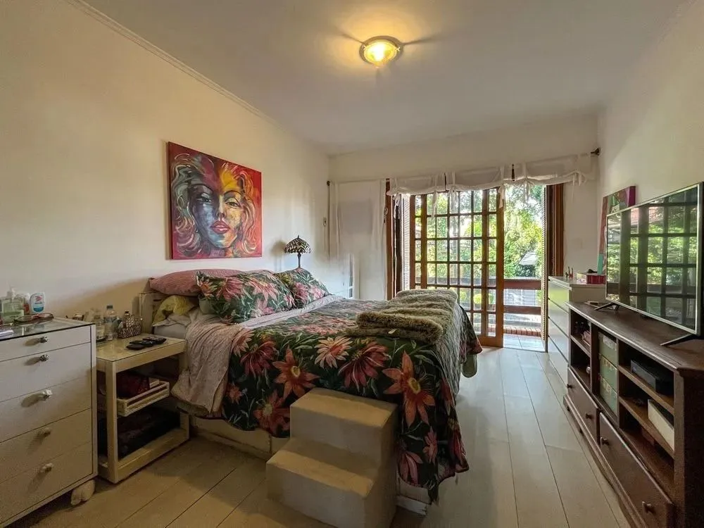 Imagem Casa para Venda - 176m², 3 dormitórios, sendo 1 suites, 4 vagas - Jardim Isabel