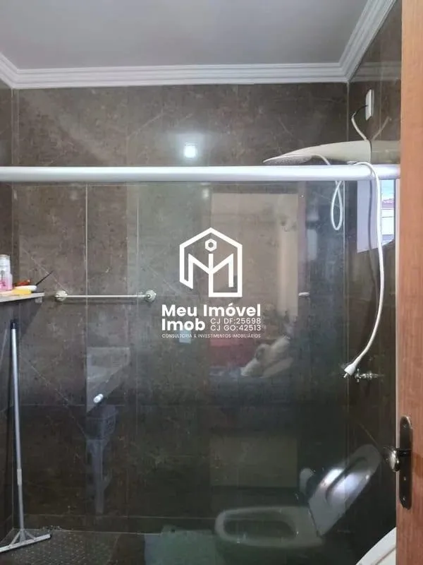 Imagem Casa 3 Quartos 2 Suítes 4 Vagas 400m² Arniqueiras/DF