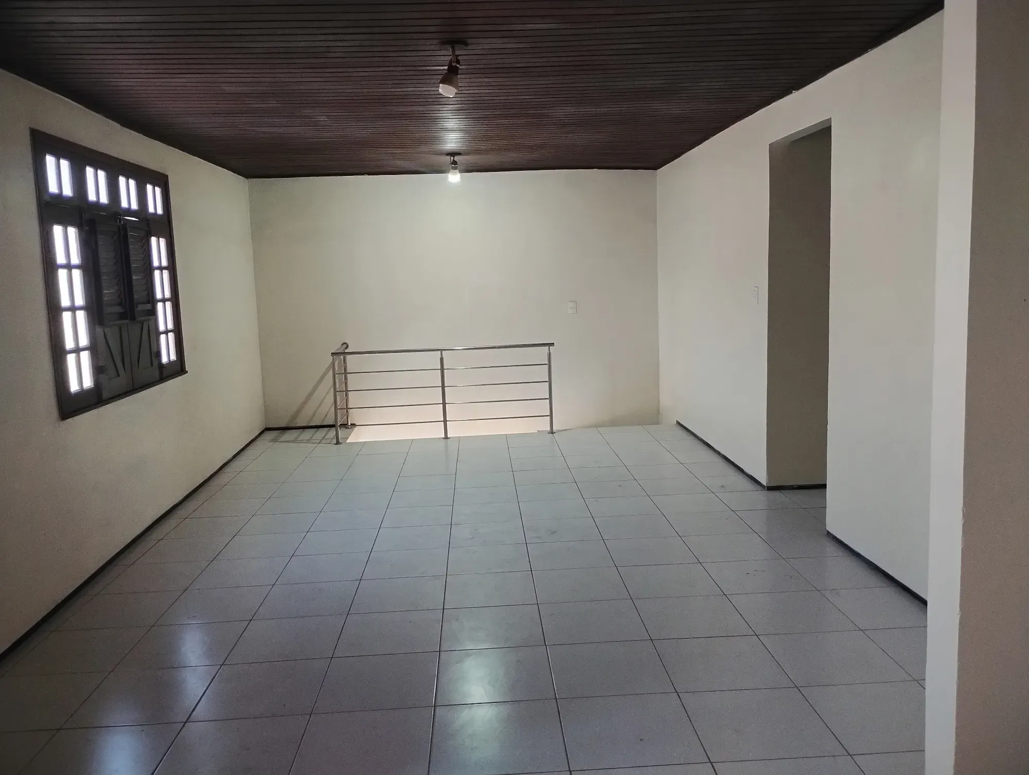 Imagem Sobrado com 4 Quartos para Alugar, 240 m² em Planalto Vinhais II - São Luís