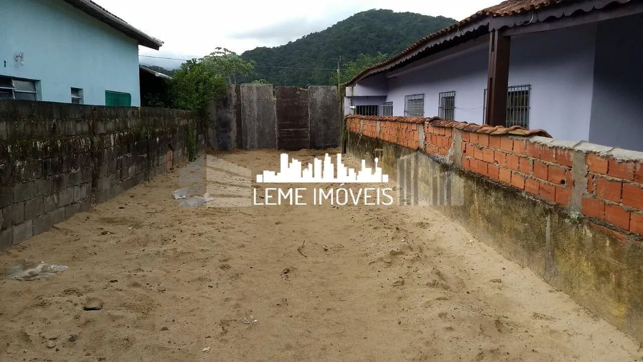 Foto do imóvel TERRENO PLANO MEDINDO 135,00M² À 800 METROS DA PRAIA COM ESCRITURA!!!
