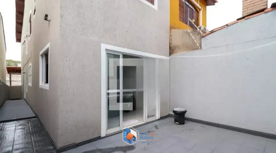 Imagem SOBRADO À VENDA, COM 3 DORMS SENDO UMA SUÍTE, ARMARIO NA COZINHA E QUARTOS, 2 VAGAS - VILA SANTA MARIA