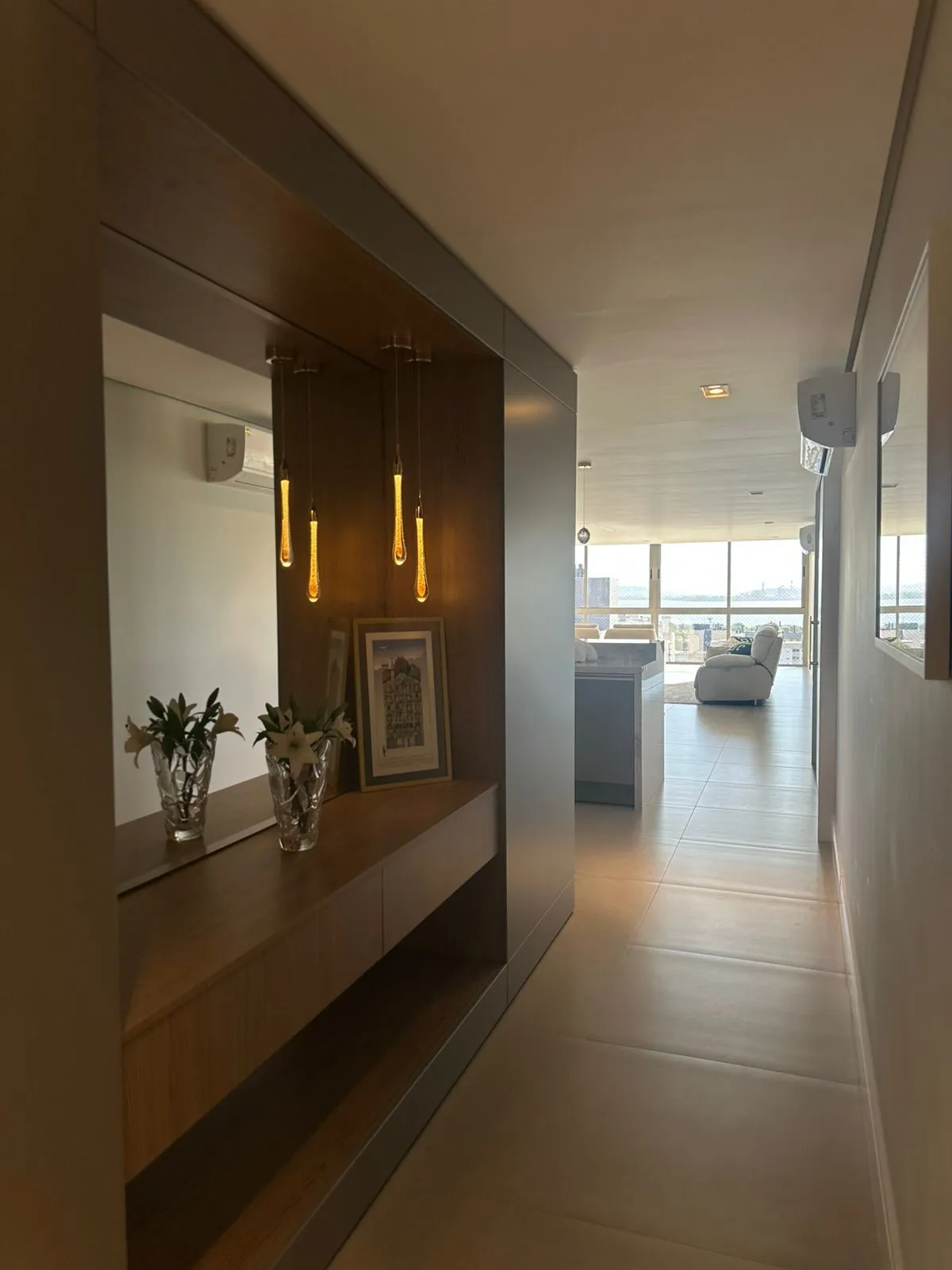 Imagem Lindo Apartamento 3 Suítes, 5 banh, 3 vagas, Vista Guaiba, Tristeza, Porto Alegre, RS