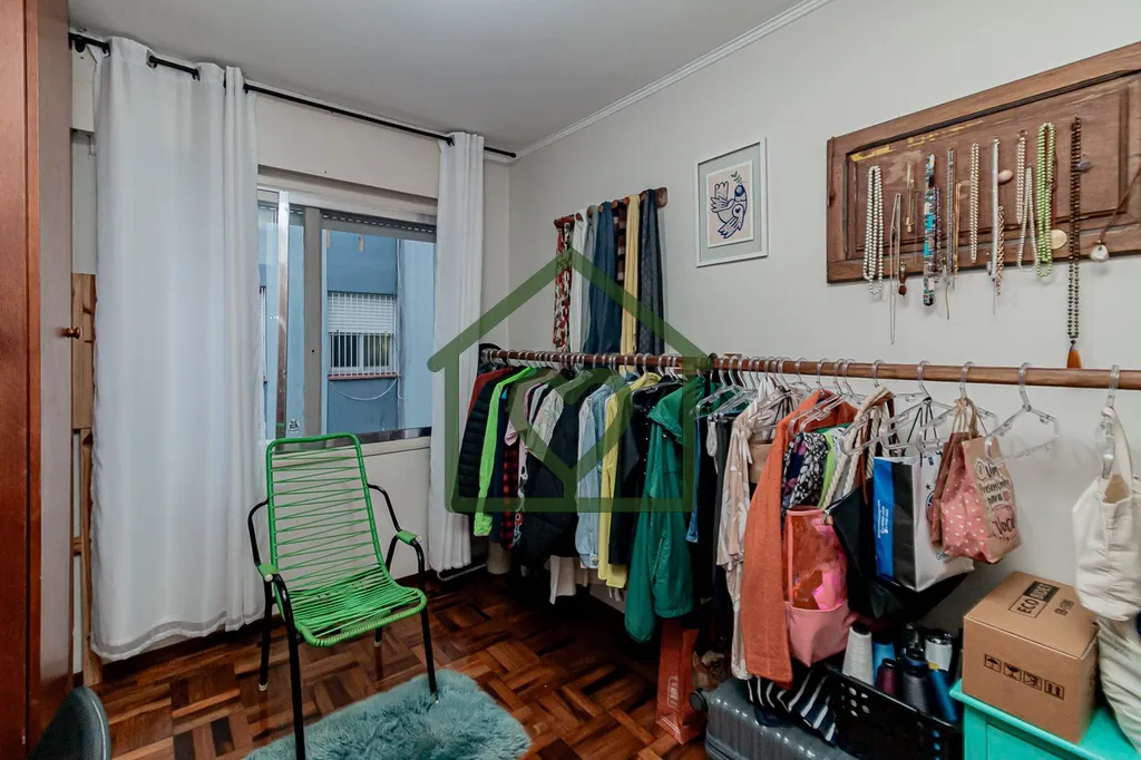 Imagem Heras vende excelente apartamento: 
 
- 3 dormitórios 
- Cozinha com copa 
- Área de serviço inde...