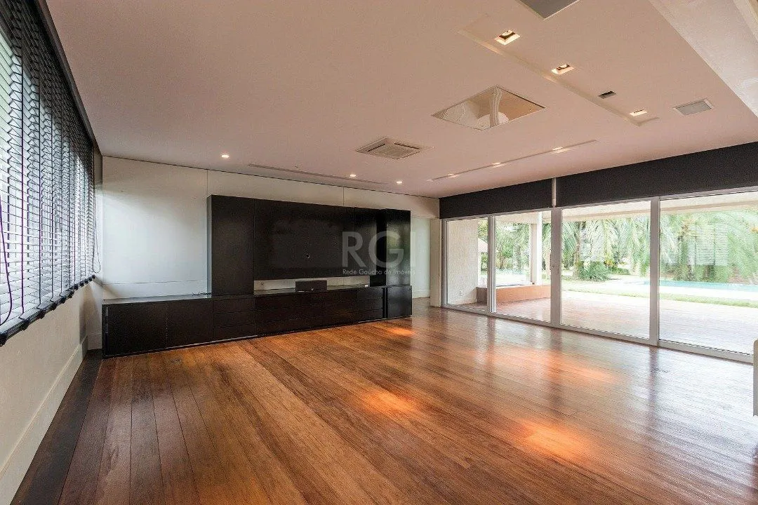 Imagem Casa Condominio para Venda - 664m², 4 dormitórios, sendo 4 suites, 4 vagas - Terra Ville