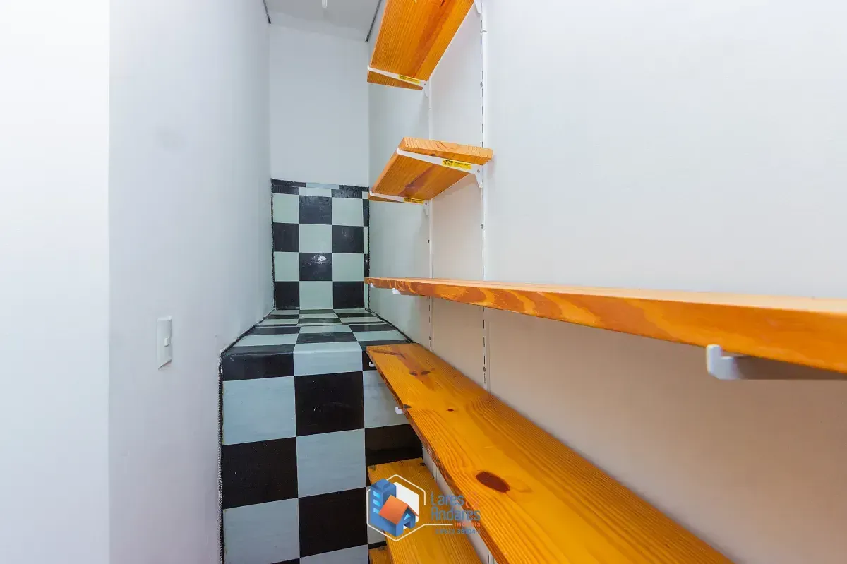 Imagem Casa para venda em Cambuci com 3 quartos, 130m²