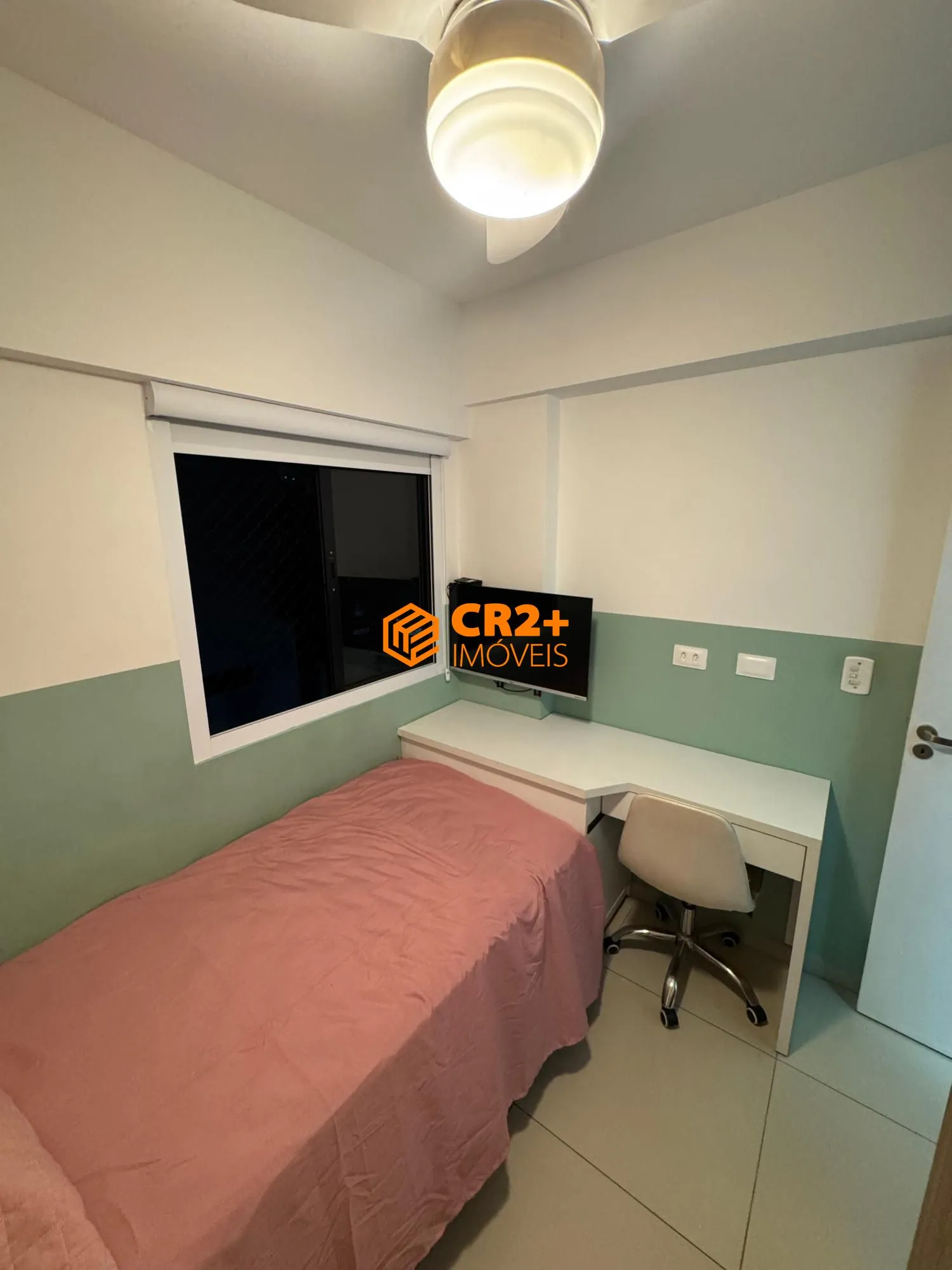 Imagem Vendo apartamento 50m2 totalmente reformado no bairro dos Aflitos