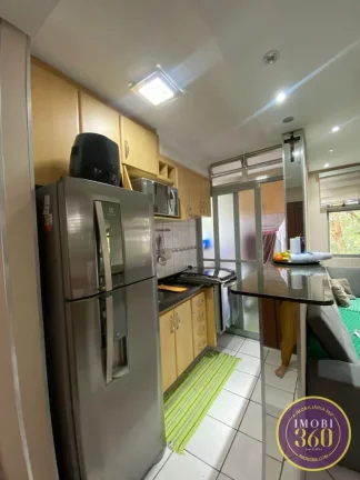 Imagem Apartamento com 2 Quartos e 1 banheiro à Venda, 44 m² por R$ 219.000