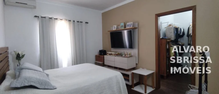 Imagem Oportunidade este imóvel estuda permuta. Casa com lago e 5 suítes no condomínio Mangueiras - Itu/SP