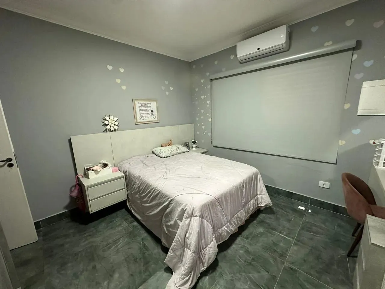 Imagem Casa Semi Mobiliada no Ibiti do Paço - 310m² Construídos, 3 Suítes e Piscina