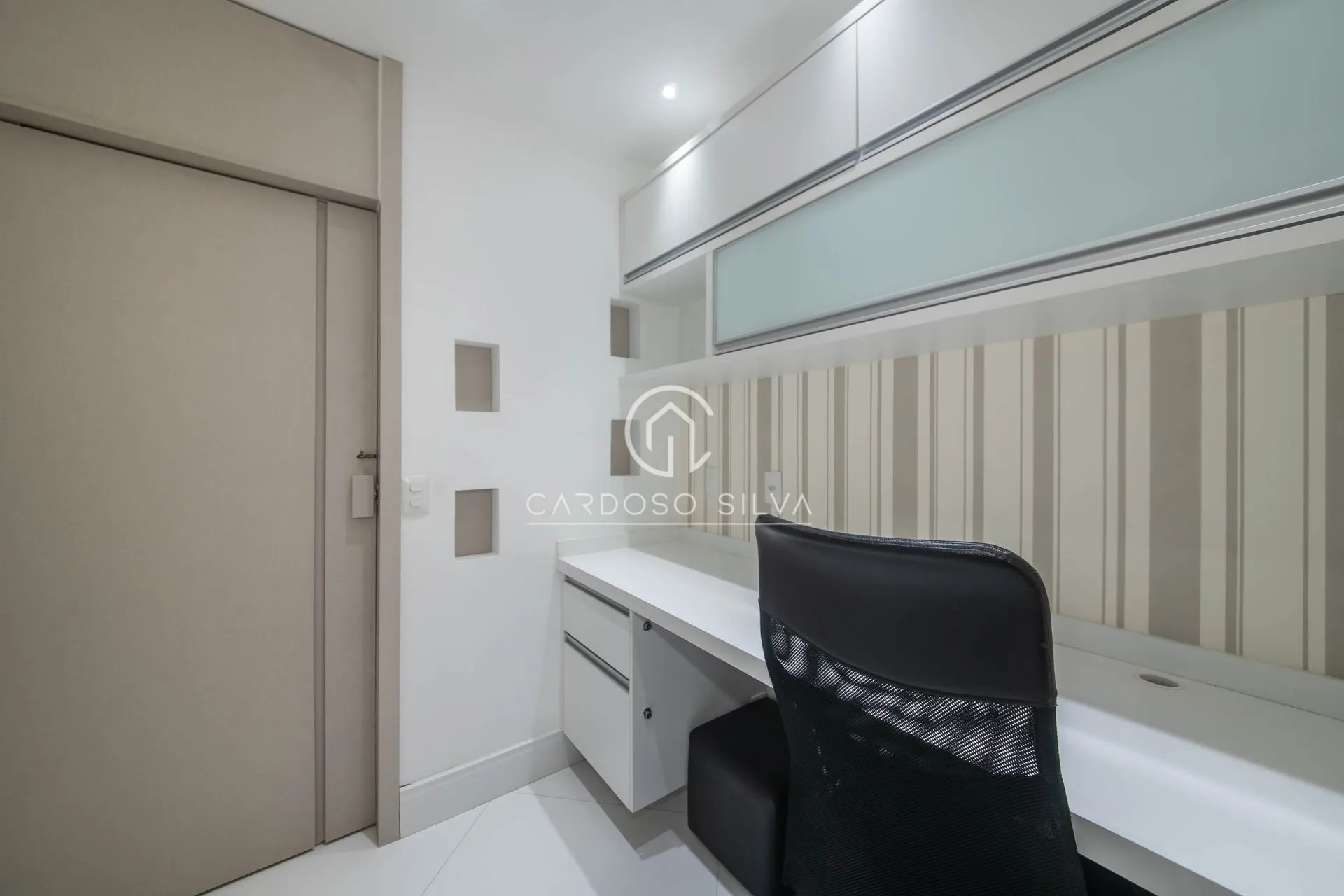 Imagem Apartamento no Condomínio Premier Espaço Cerâmica com 198m2 - 02 suítes e Office - Vista para o Boulevard