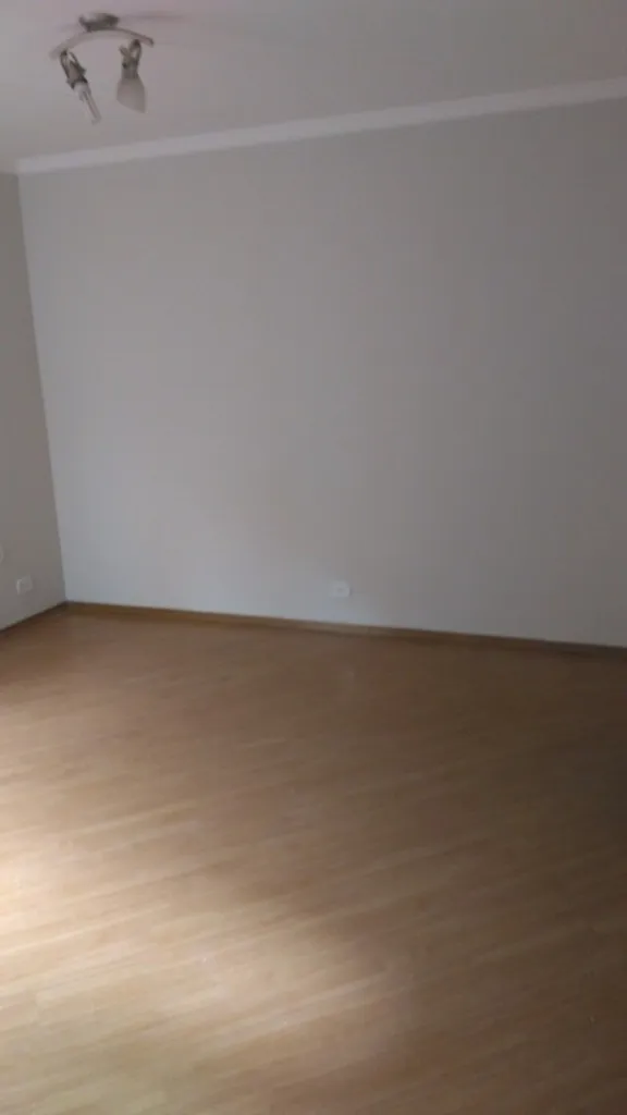 Imagem Sobrado para locação no Jardim Anália Franco, São Paulo-SP: 3 quartos, 3 suítes, 4 banheiros, 2 vagas, 160m².