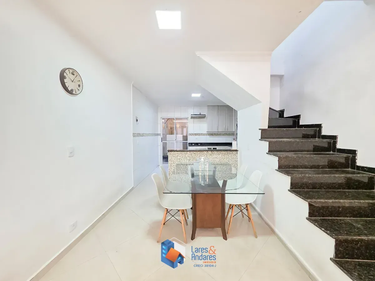 Imagem Sobrado para venda em Vila Maria Baixa com 3 quartos, sendo 2 suítes, 148m²